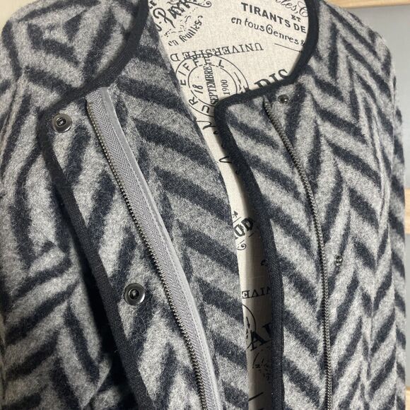 Talbots Womens Wool Blend Cardigan Sweater Medium Front Zipper Gray Long Sleeves - Picture 2 of 8